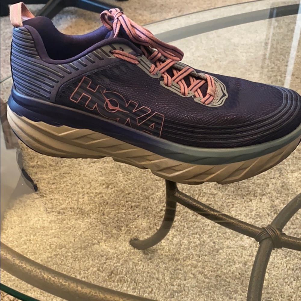 Hoka Sneaker